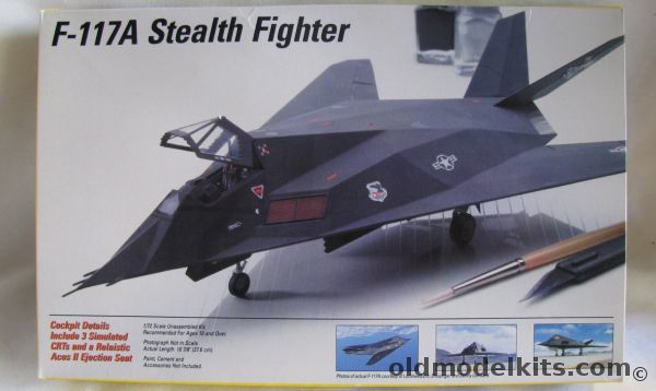 Testors 1/72 F-117A Stealth Fighter - 37th TFW / 792 Major Ross Mulhare / 815 Major Michael Stewart / 798 / 792 / 815, 654 plastic model kit